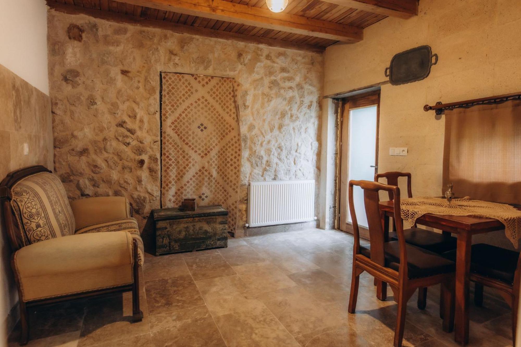 Hotel Anatolia Raymonde Cave House à Uçhisar Extérieur photo