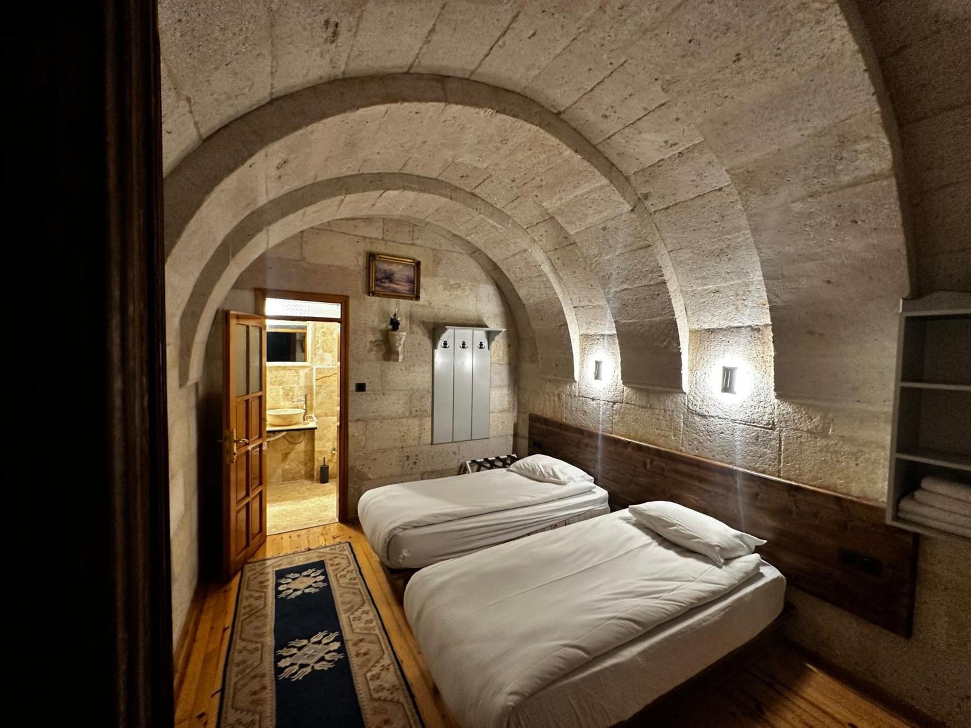 Hotel Anatolia Raymonde Cave House à Uçhisar Extérieur photo